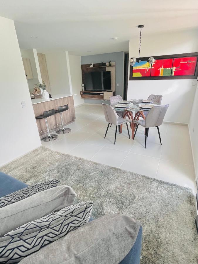 Hotel Lleras 10 ميديلين المظهر الخارجي الصورة