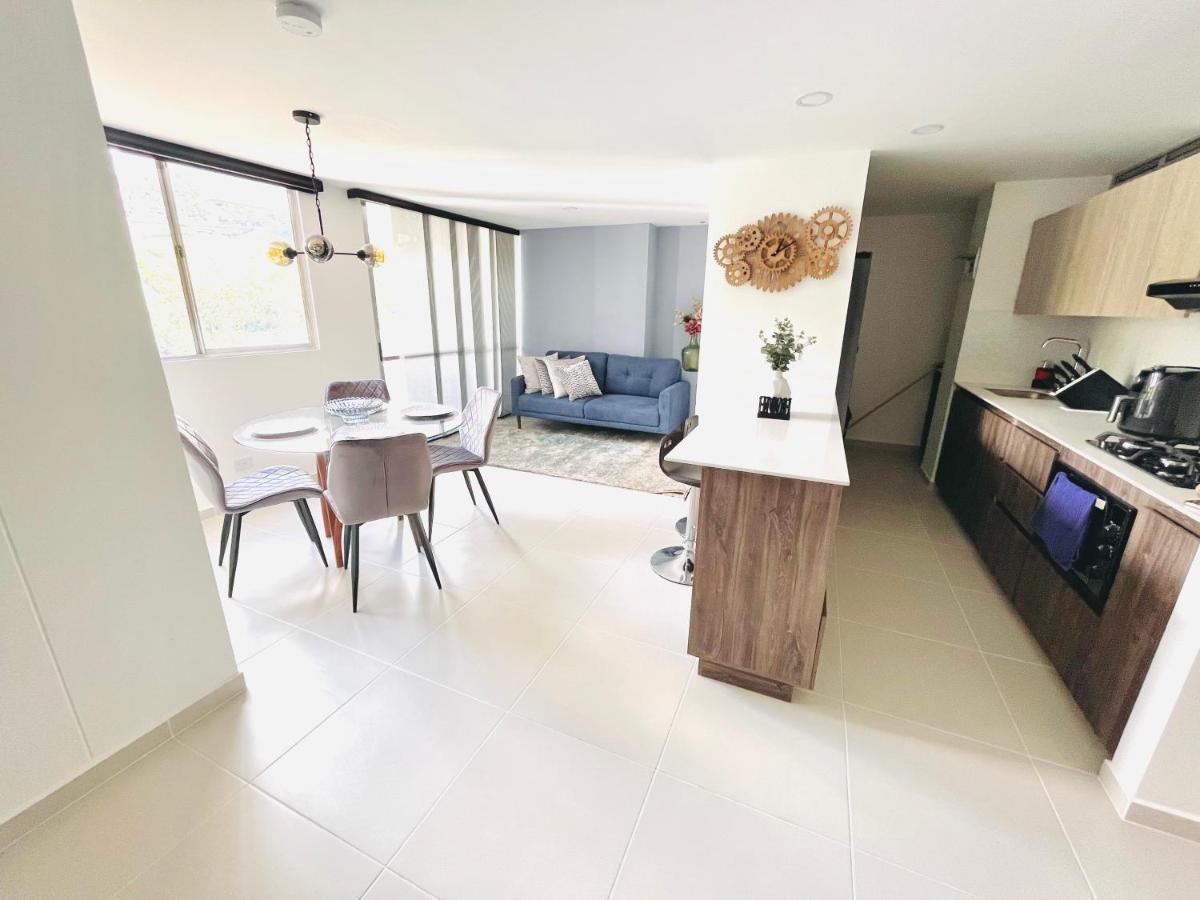 Hotel Lleras 10 ميديلين المظهر الخارجي الصورة