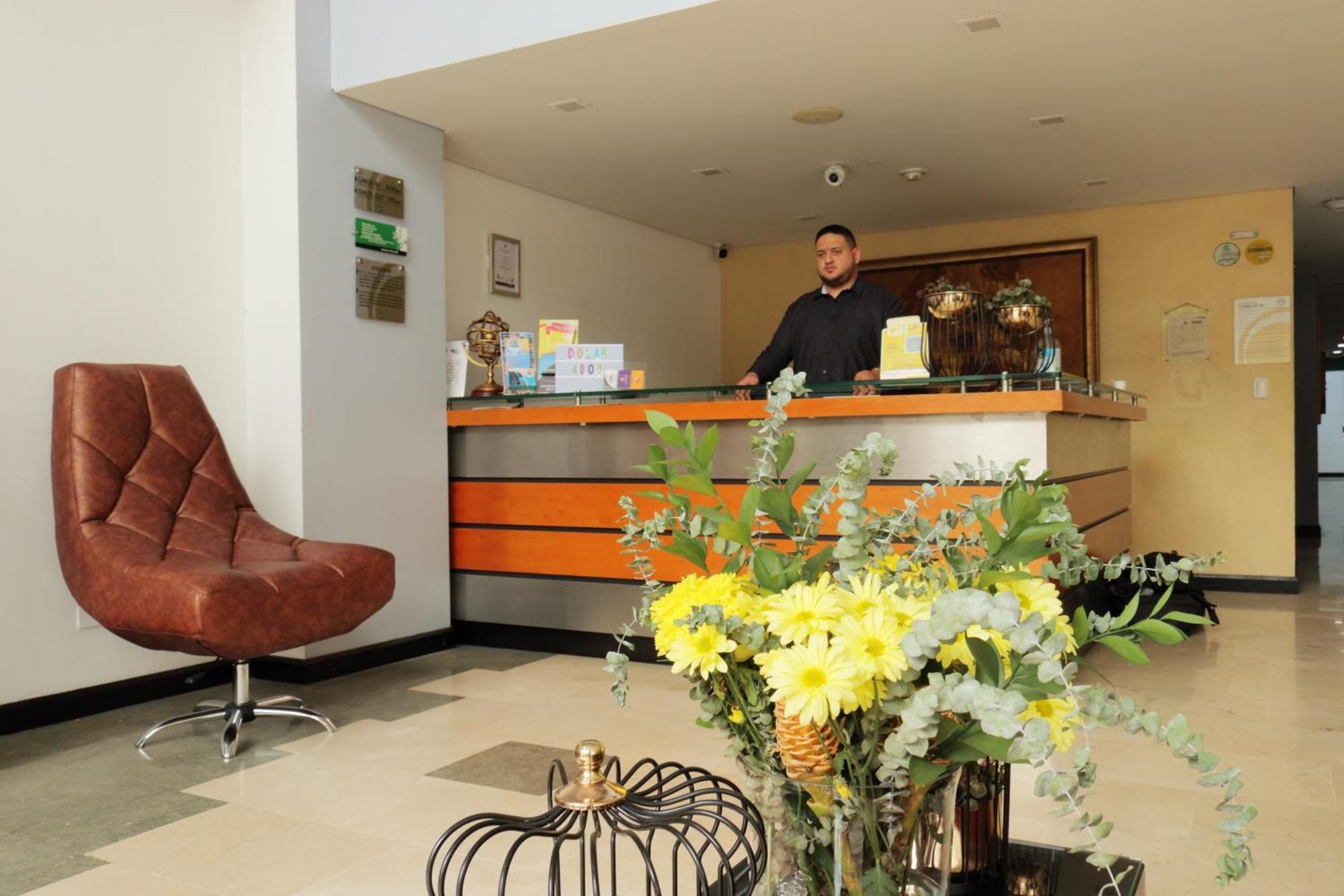 Hotel Lleras 10 ميديلين المظهر الخارجي الصورة
